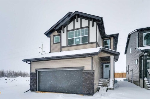 208 Southborough Common, Cochrane, AB - Outdoor