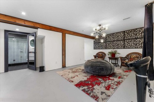 11124 110A Avenue, Edmonton, AB - Indoor Photo Showing Other Room