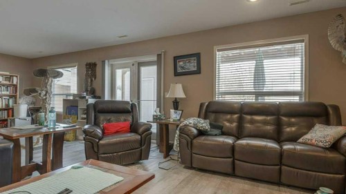 143 Ackerman Crescent, Red Deer, AB - Indoor Photo Showing Living Room