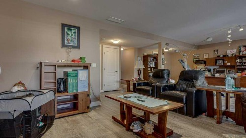 143 Ackerman Crescent, Red Deer, AB - Indoor Photo Showing Other Room