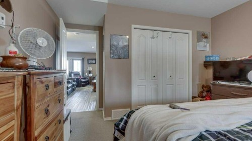 143 Ackerman Crescent, Red Deer, AB - Indoor Photo Showing Bedroom