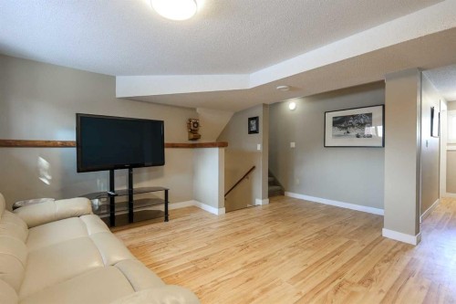 415 Barrett Drive, Red Deer, AB - Indoor