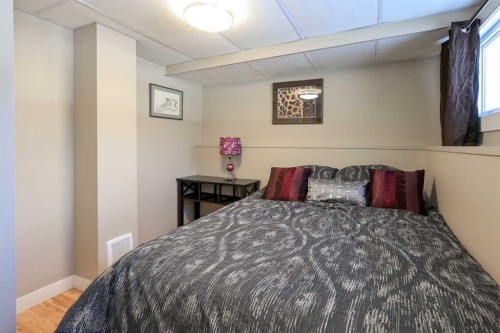 415 Barrett Drive, Red Deer, AB - Indoor Photo Showing Bedroom