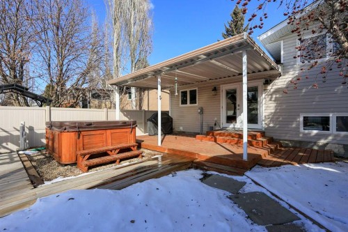 415 Barrett Drive, Red Deer, AB - Outdoor With Deck Patio Veranda