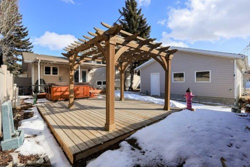 415 Barrett Drive, Red Deer, AB - Outdoor