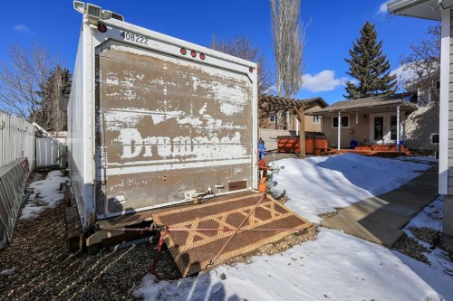 415 Barrett Drive, Red Deer, AB - Outdoor