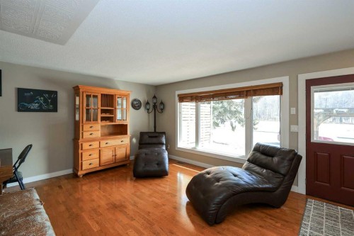 415 Barrett Drive, Red Deer, AB - Indoor