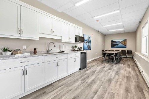 302-97 Station Drive, Sylvan Lake, AB - Indoor