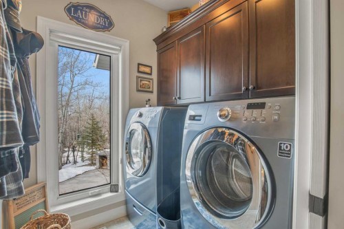 38272 Range Road 265, Rural Red Deer County, AB - Indoor Photo Showing Laundry Room