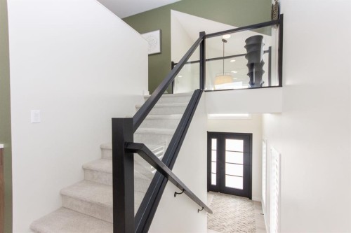 224 Emerald Drive, Red Deer, AB - Indoor Photo Showing Other Room