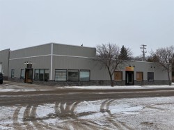 5203 51 Avenue Camrose, AB T4V 3Y4