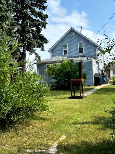 5016 51 Street, Hardisty, AB - Outdoor