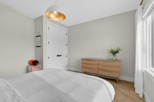 20320 29 Avenue Nw, Edmonton, AB - Indoor Photo Showing Bedroom