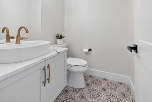20320 29 Avenue Nw, Edmonton, AB - Indoor Photo Showing Bathroom