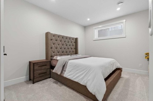 20320 29 Avenue Nw, Edmonton, AB - Indoor Photo Showing Bedroom