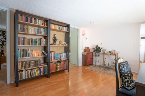 5223 Newson Boulevard, Bashaw, AB - Indoor Photo Showing Office