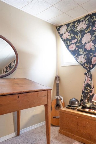 5223 Newson Boulevard, Bashaw, AB - Indoor Photo Showing Other Room