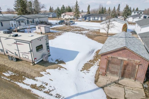 136 Main Street, Edberg, AB 