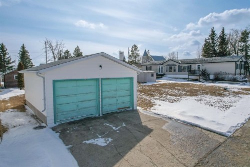 136 Main Street, Edberg, AB 