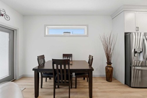 34 Mitchell Crescent, Blackfalds, AB - Indoor Photo Showing Dining Room