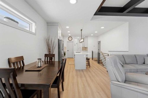 34 Mitchell Crescent, Blackfalds, AB - Indoor Photo Showing Dining Room