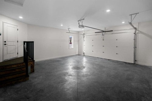 5737 55 Avenue, Camrose, AB - Indoor Photo Showing Garage