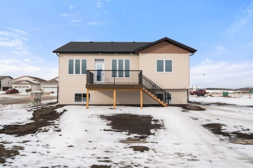 5737 55 Avenue, Camrose, AB - Outdoor