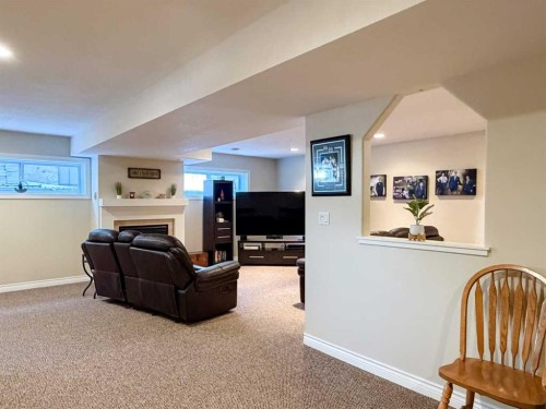 6701 41 Avenue, Stettler, AB - Indoor
