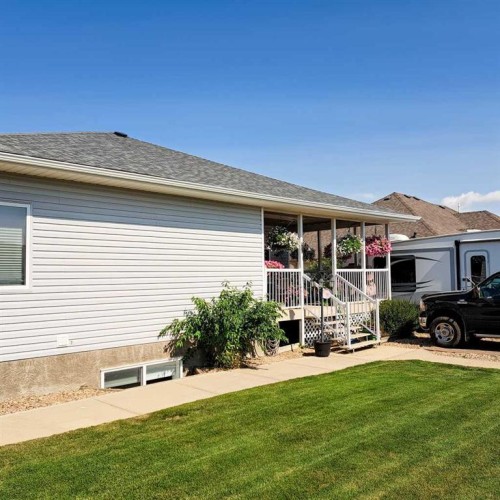 6701 41 Avenue, Stettler, AB - Outdoor With Deck Patio Veranda