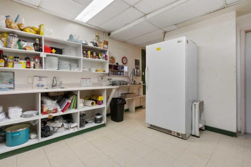 230 Main Street, Ferintosh, AB 