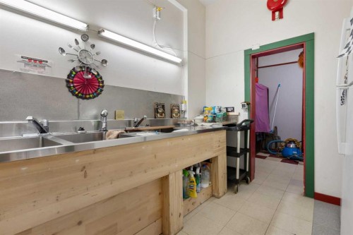 230 Main Street, Ferintosh, AB 