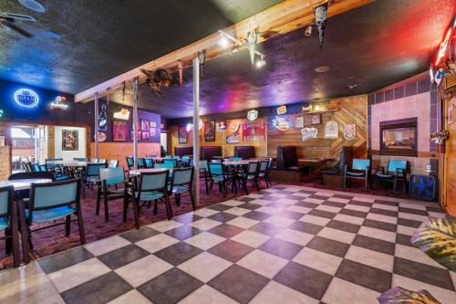230 Main Street, Ferintosh, AB 