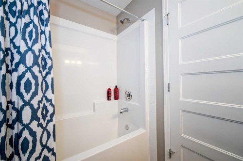 15 Golden Crescent, Red Deer, AB - Indoor