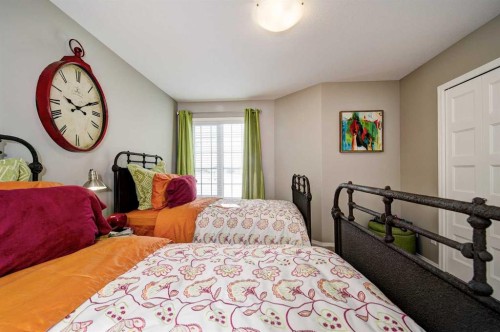 15 Golden Crescent, Red Deer, AB - Indoor Photo Showing Bedroom