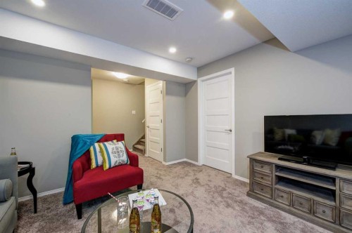 15 Golden Crescent, Red Deer, AB - Indoor