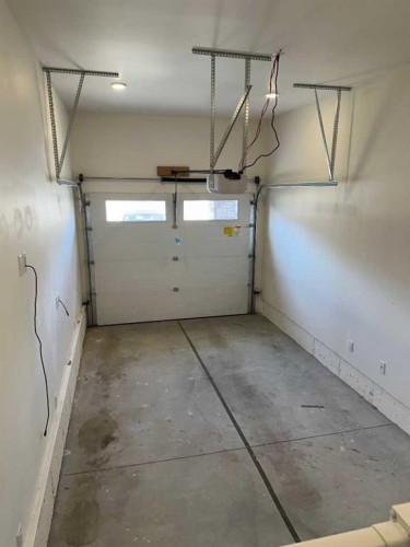15 Golden Crescent, Red Deer, AB - Indoor Photo Showing Garage