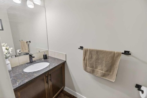 1 Destiny Way, Olds, AB - Indoor Photo Showing Bathroom