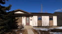 6102 54 Avenue Camrose, AB T4V 4H1