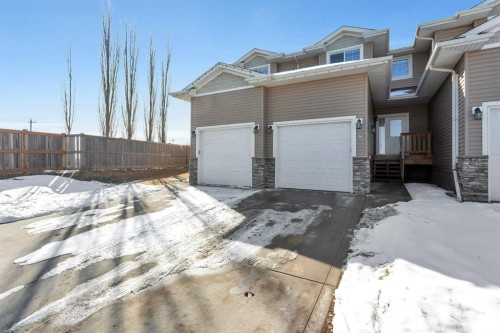 8 Ross Close, Sylvan Lake, AB - Outdoor