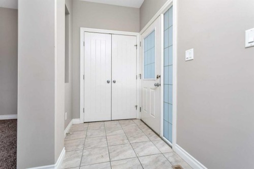 8 Ross Close, Sylvan Lake, AB - Indoor Photo Showing Other Room