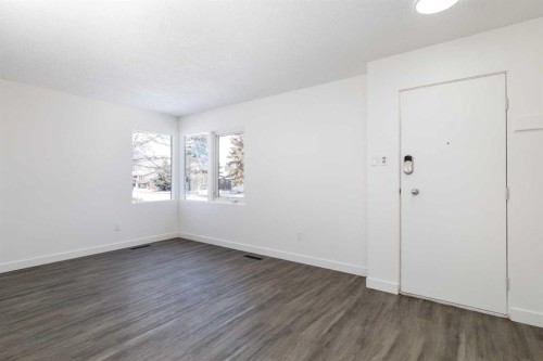 47 Olsen Street, Red Deer, AB - Indoor Photo Showing Other Room