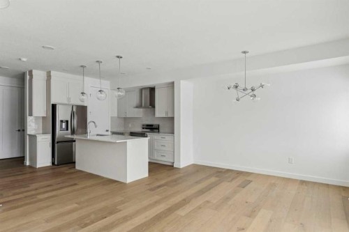 25 Linden Place, Rural Red Deer County, AB - Indoor Photo Showing Kitchen With Upgraded Kitchen