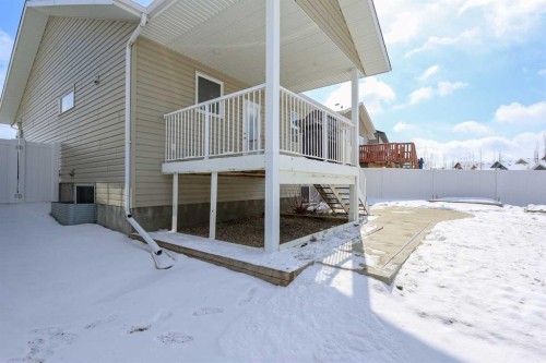 18 Traptow Close, Red Deer, AB - Outdoor With Exterior