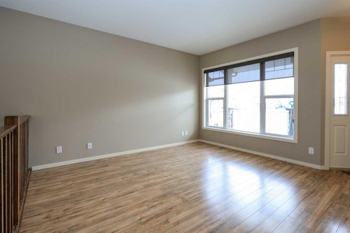 18 Traptow Close, Red Deer, AB - Indoor Photo Showing Other Room