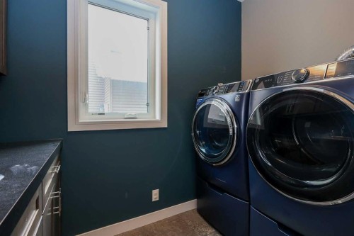 112 Eastpointe Drive, Blackfalds, AB - Indoor Photo Showing Laundry Room