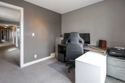 112 Eastpointe Drive, Blackfalds, AB - Indoor Photo Showing Office