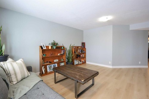 112 Eastpointe Drive, Blackfalds, AB - Indoor