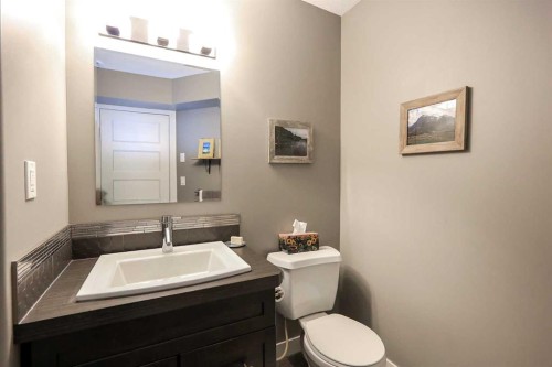 112 Eastpointe Drive, Blackfalds, AB - Indoor Photo Showing Bathroom