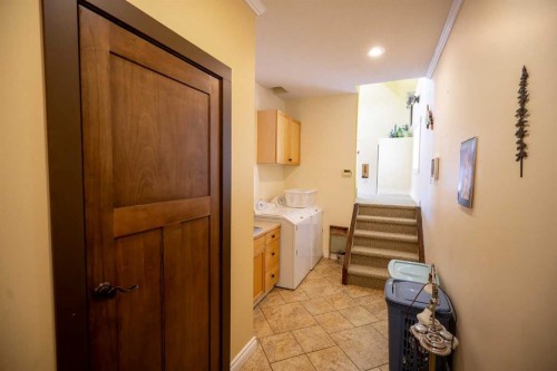 36067-42 Range Road Range, Rural Red Deer County, AB - Indoor Photo Showing Laundry Room
