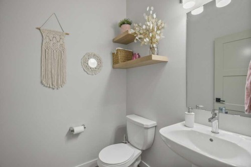 14 Thayer Close, Red Deer, AB - Indoor Photo Showing Bathroom